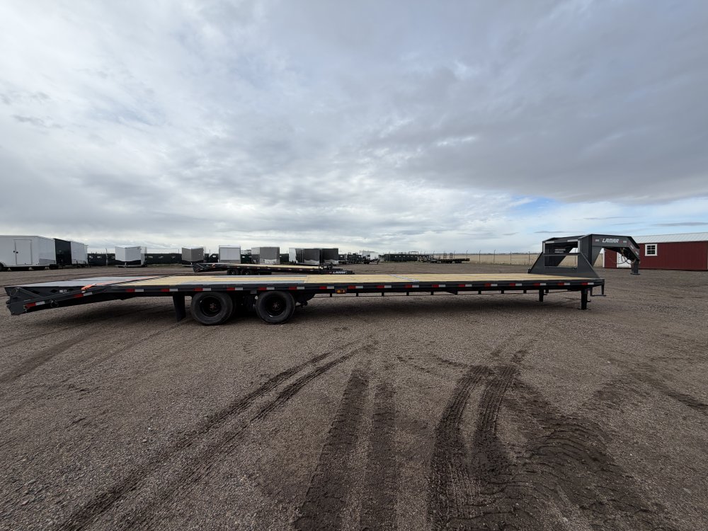 8.5'x40' Lamar Flatbed