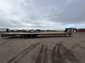 8.5'x40' Lamar Flatbed