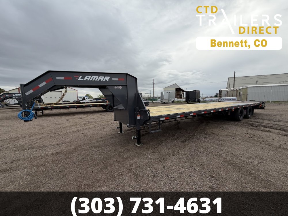 8.5'x32' Lamar Flatbed