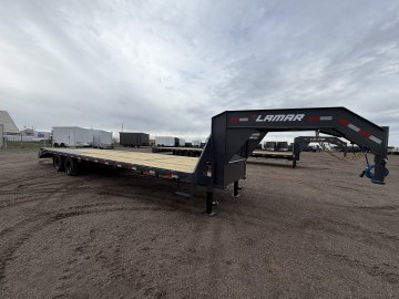 8.5'x32' Lamar Flatbed