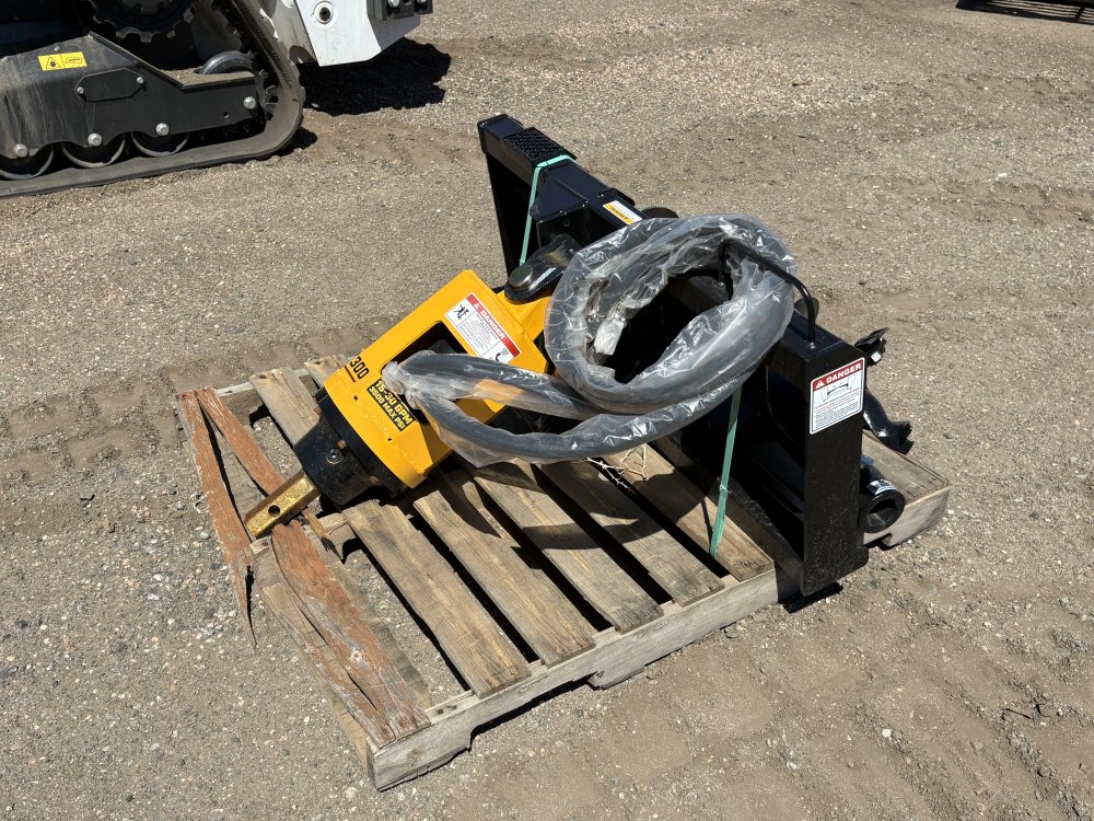 BELLTEC AUGER COMBO 9"BIT &12"BIT DIRT
