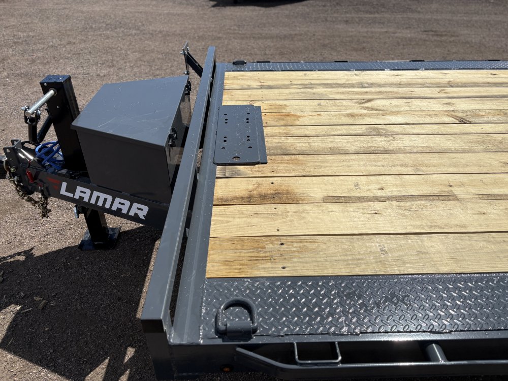 7'x22' Lamar Equipment