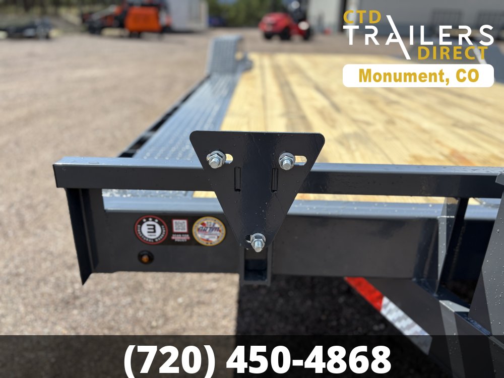 8.5'x22' Lamar Equipment