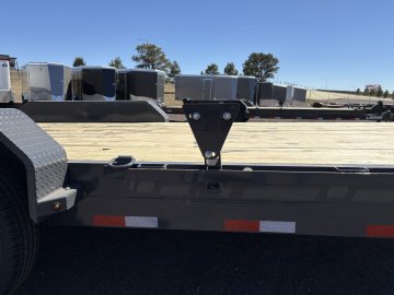 7'x22' Lamar Equipment