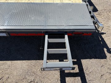 7'x22' Lamar Equipment