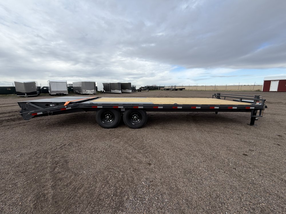 8.5'x24' Lamar Flatbed