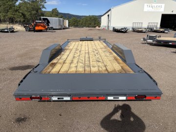 8.5'x22' Lamar Equipment