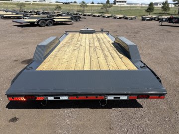 8.5'x20' Lamar Equipment