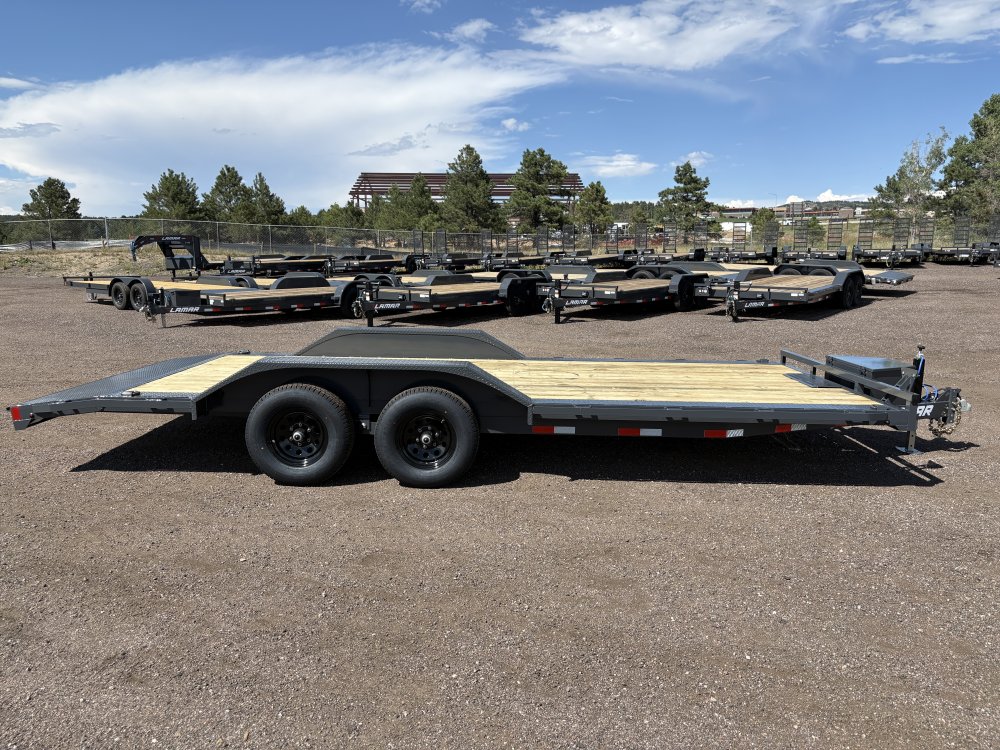 8.5'x20' Lamar Equipment