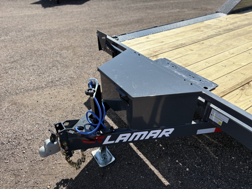 8.5'x20' Lamar Equipment