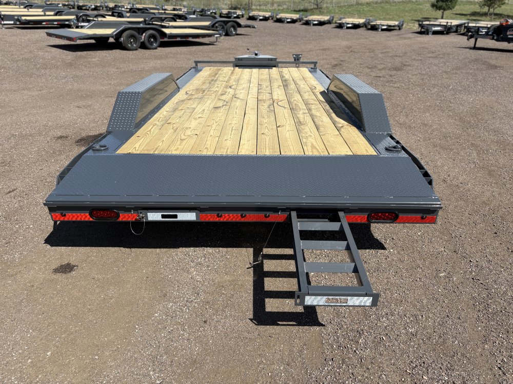 8.5'x20' Lamar Equipment