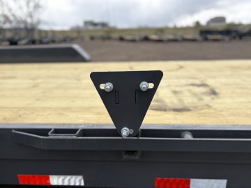 7'x20' Lamar Equipment