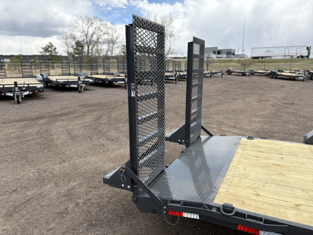 7'x20' Lamar Equipment