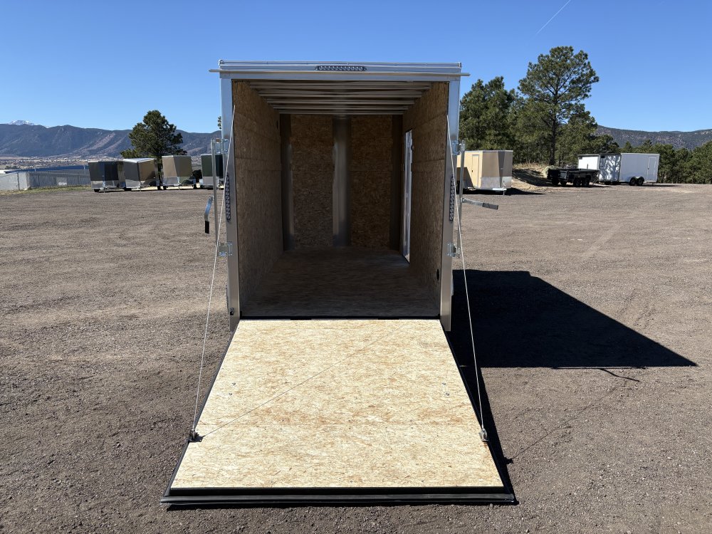 6'x12' Big Horn Enclosed Cargo
