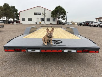 8.5'x24' Lamar Equipment
