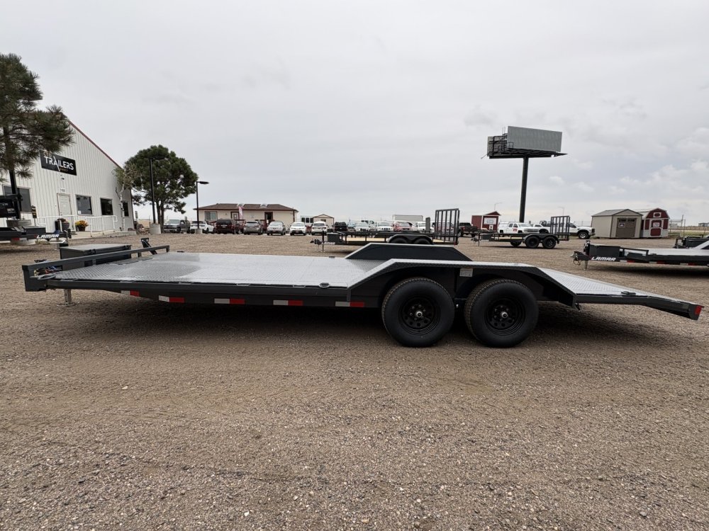 8.5'x22' Lamar Equipment