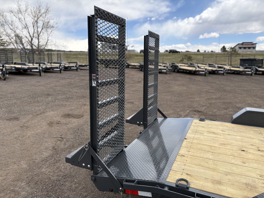 7'x18' Lamar Equipment