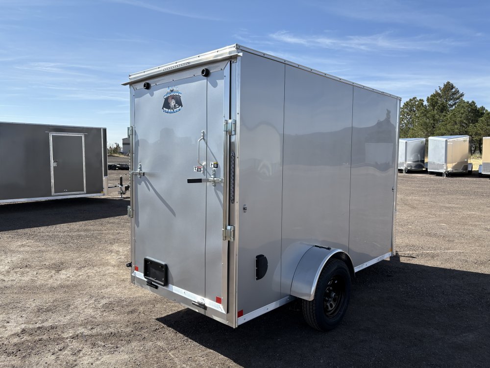 5'x8' Big Horn Enclosed Cargo