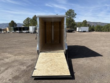 5'x8' Big Horn Enclosed Cargo