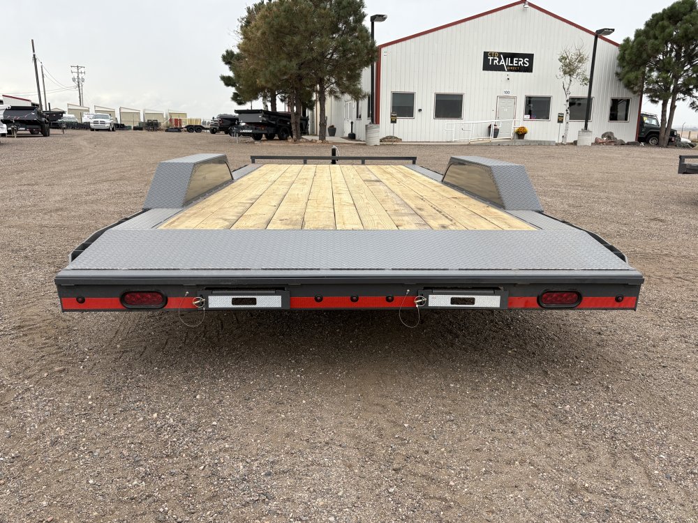 8.5'x22' Lamar Equipment