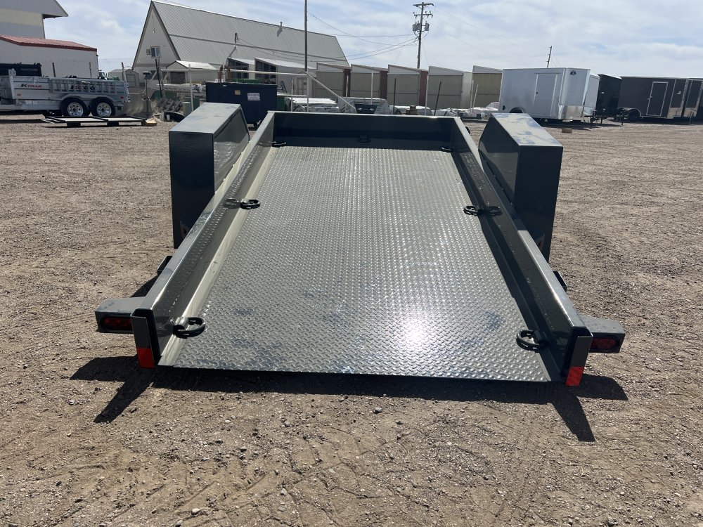 5'x10' Lamar Equipment