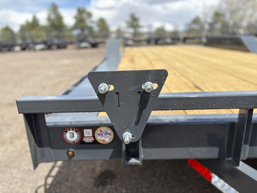 8.5'x20' Lamar Equipment