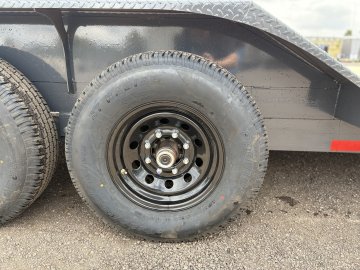 8.5'x20' Lamar Equipment