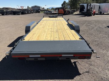7'x24' Lamar Equipment