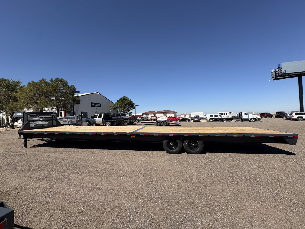 8.5'x40' Lamar Flatbed