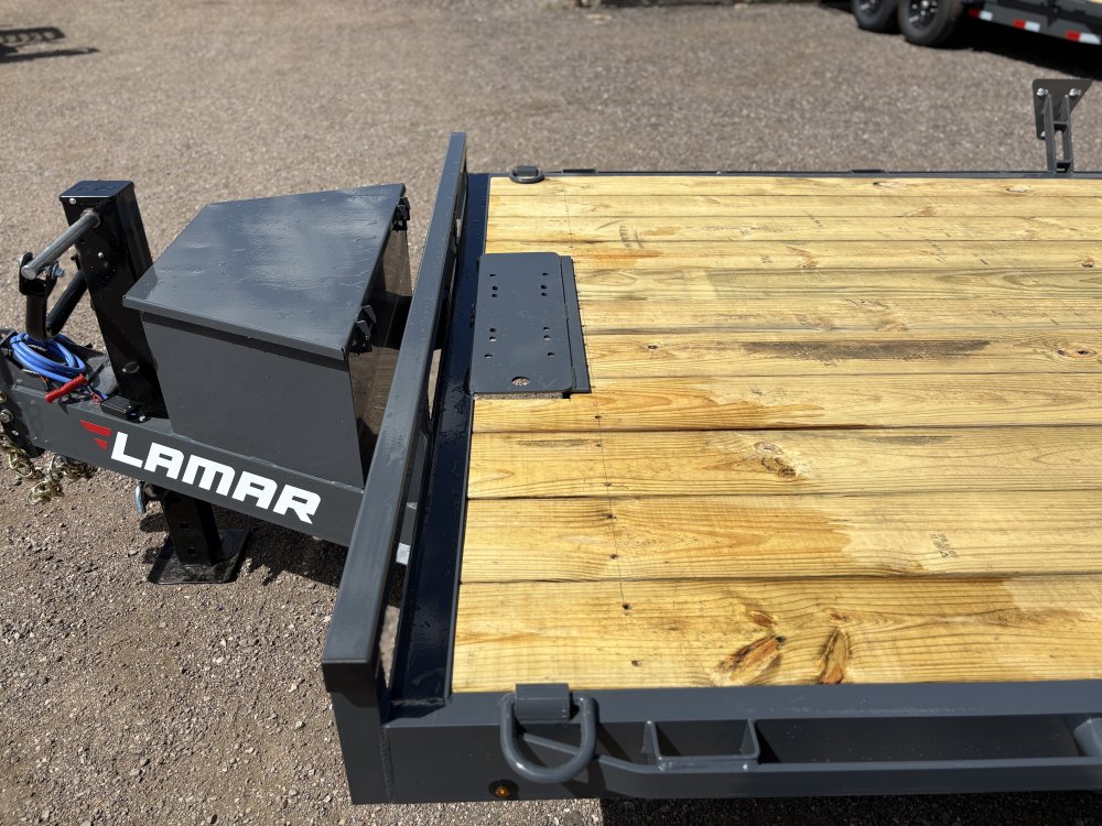 7'x20' Lamar Equipment