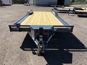 8.5'x22' Lamar Equipment