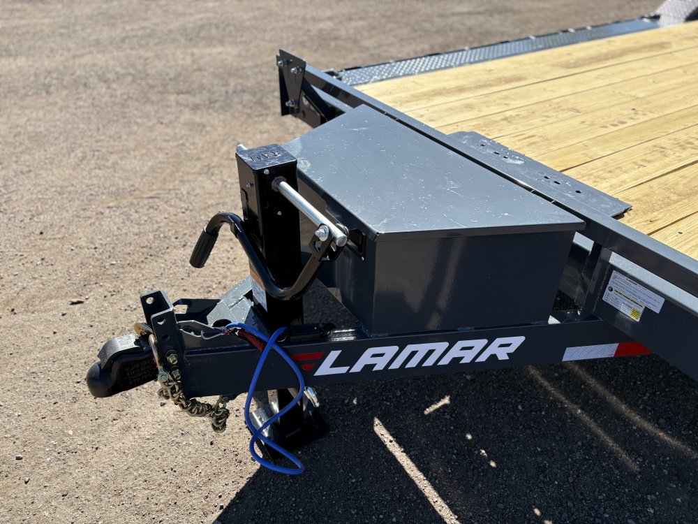 8.5'x22' Lamar Equipment