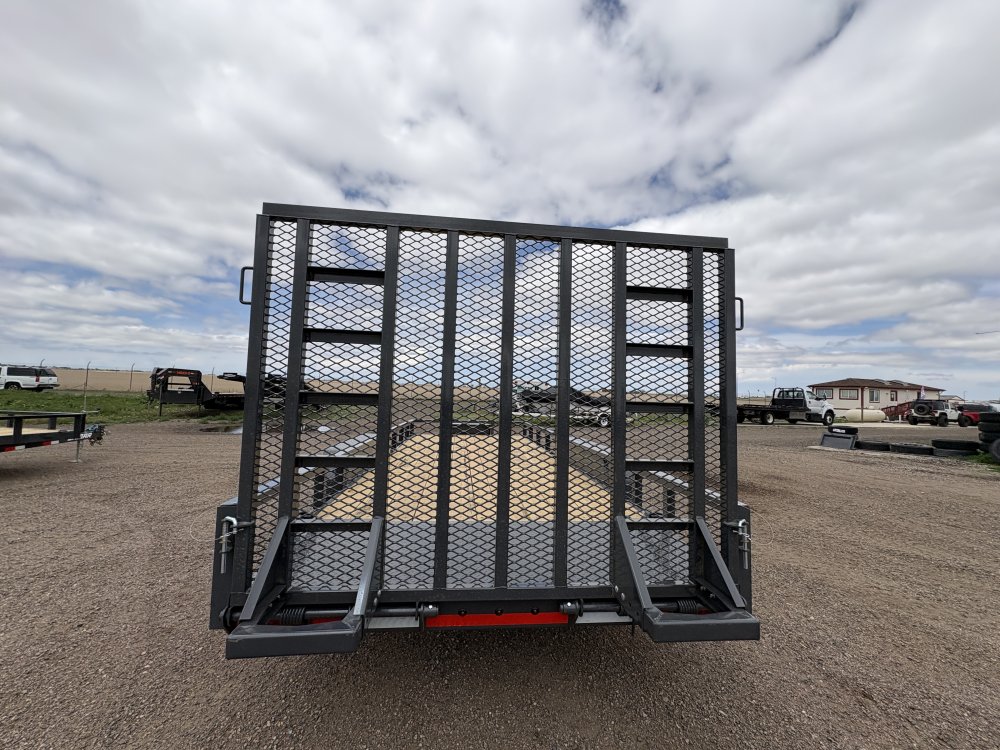 7'x20' Lamar Utility