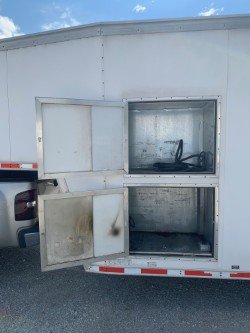 2009 United Superhualer 38'X95.5' TA Race Trailer