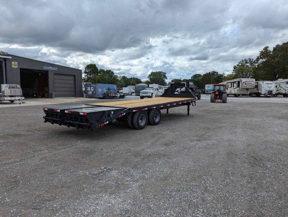 102"x25' Hillcrest Equipment