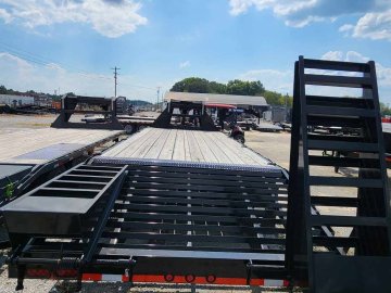 102"x25' 2024 Load Trail 24K Heavy-Duty Gooseneck