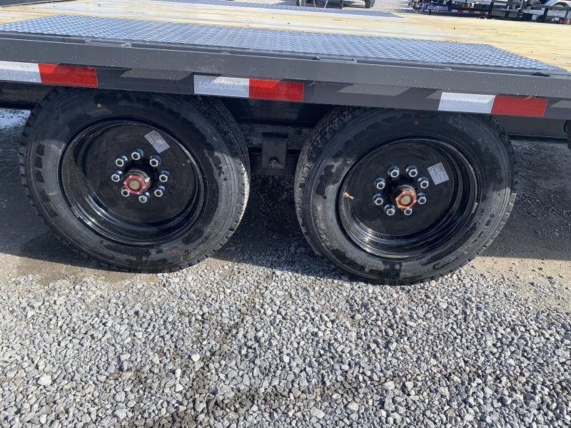 x Load Trail Gooseneck