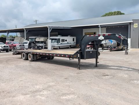 102"x32' PJ Gooseneck