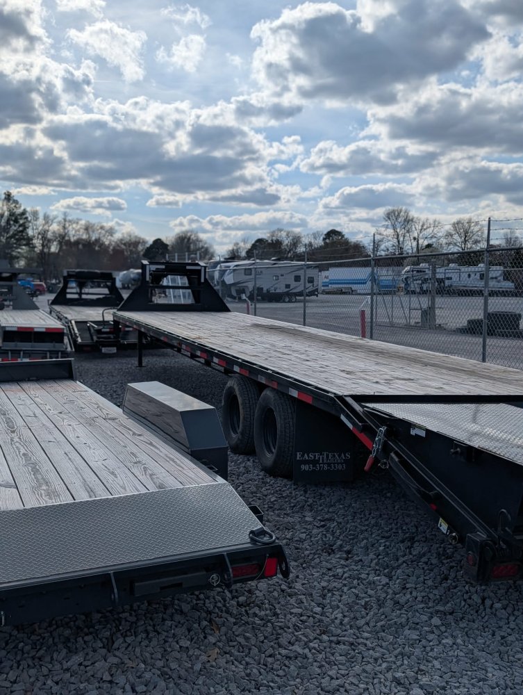 2025 East Texas Trailers 102'X40' DTA GN 12K