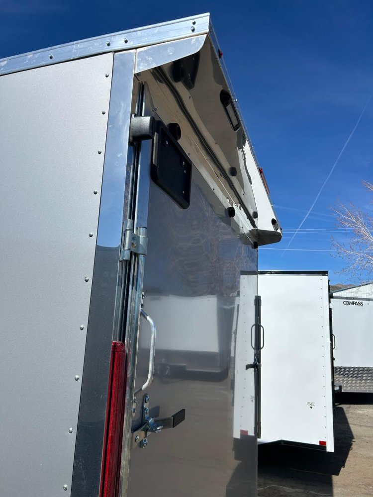 8.5x18 Indigo DLX Flat Top V-Nose Enclosed Car Hauler for Sale | Carson City, NV