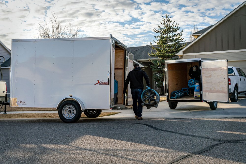 6x12 Mirage Enclosed Cargo - XPRES Flat Top V-Nose Enclosed Cargo Trailer 7K