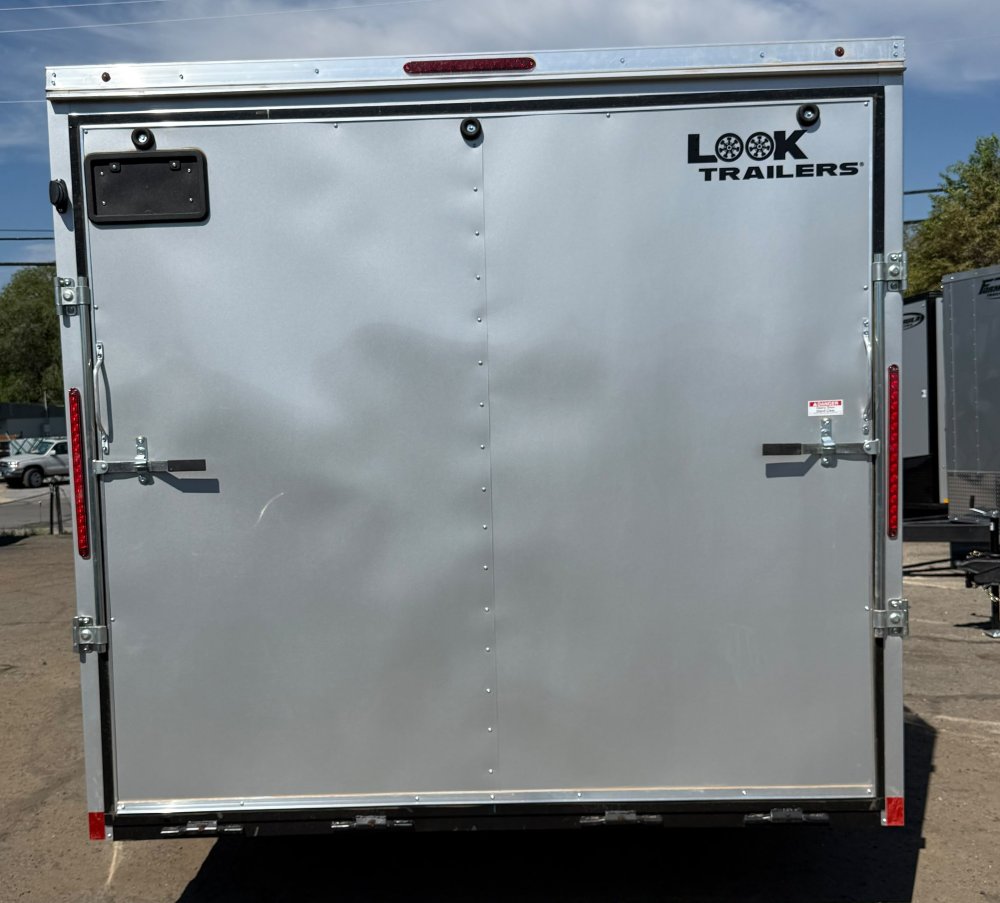LOOK 8.5 x 26 ST DLX Flat Top V-Nose Enclosed Car Hauler - Silver