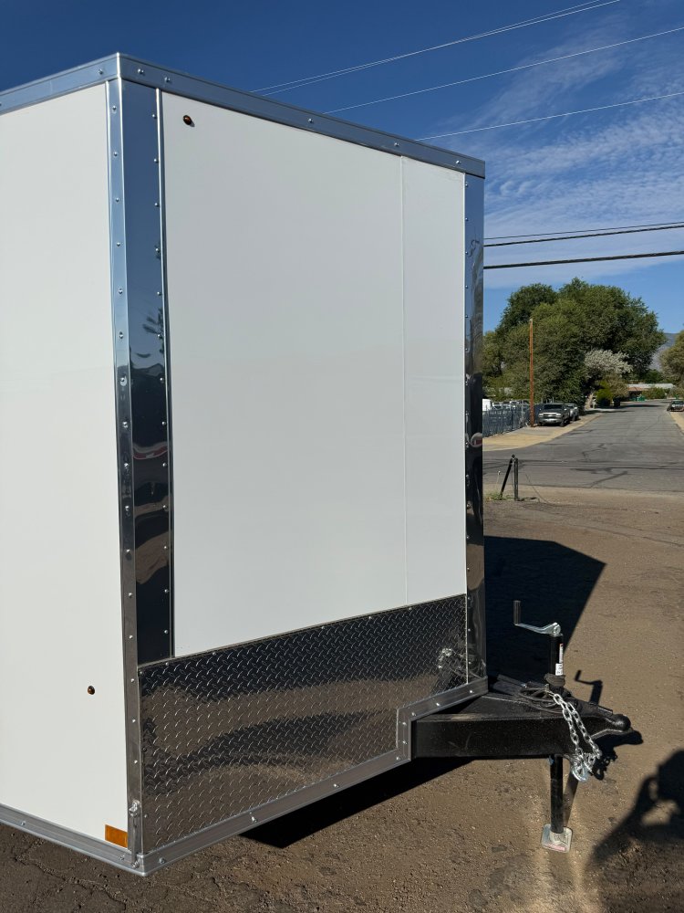 2027 LOOK 8.5 x 20 Element SE Flat Top Sloped V-Nose Enclosed Trailer - White
