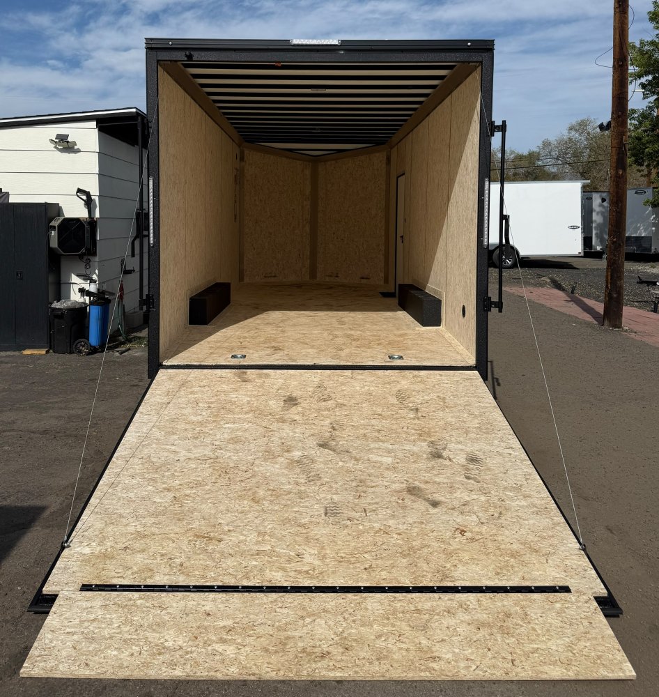 2027 LOOK Conquest SE 8.5x20 Enclosed Cargo Trailer - Silver/Black