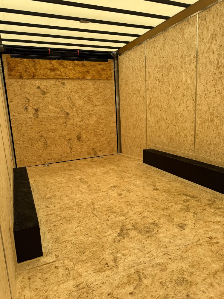2027 LOOK Conquest SE 8.5x20 Enclosed Cargo Trailer - Silver/Black