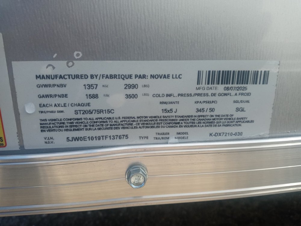 6x10 Look ST DLX Flat Top V-Nose Enclosed Cargo Trailer - 3K GVWR - Silver