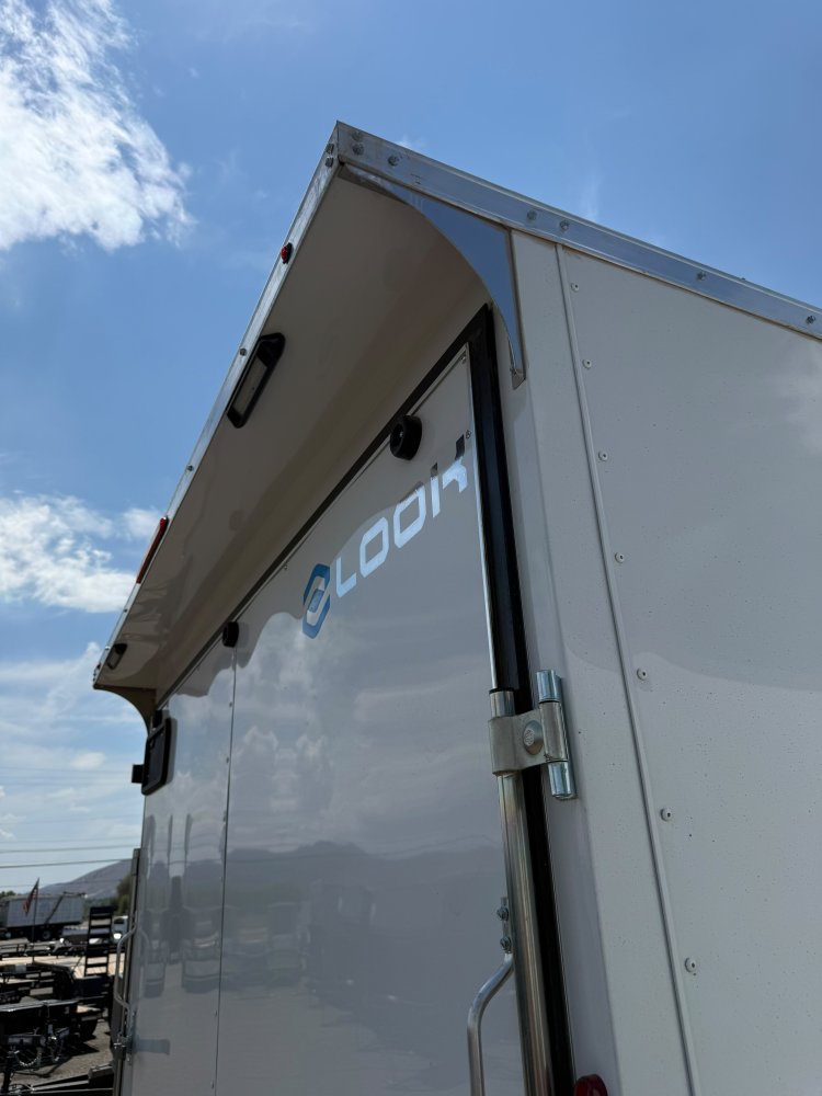 2027 LOOK ST DLX 8.5x26 10K Enclosed Car Hauler