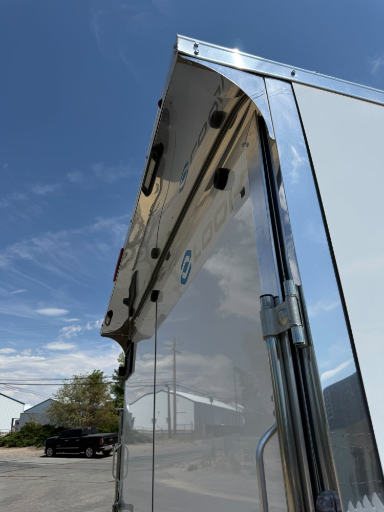 2027 LOOK Element SE 8.5x24 Enclosed Car Hauler