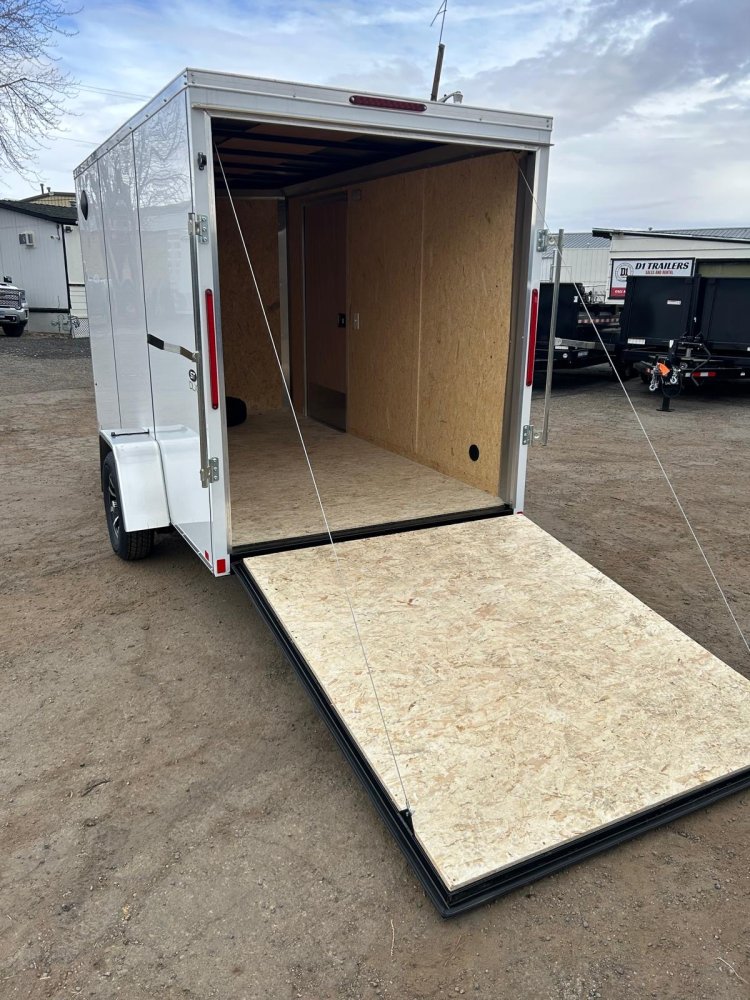 6&times;12 Look Trailersx ST DLX Flat Top V-Nose Enclosed Trailer for Sale | Carson City, NV