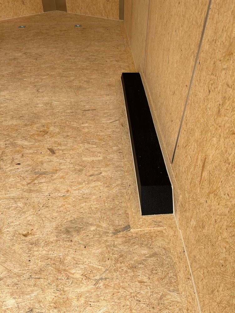 6&times;12 Look Trailersx ST DLX Flat Top V-Nose Enclosed Trailer for Sale | Carson City, NV